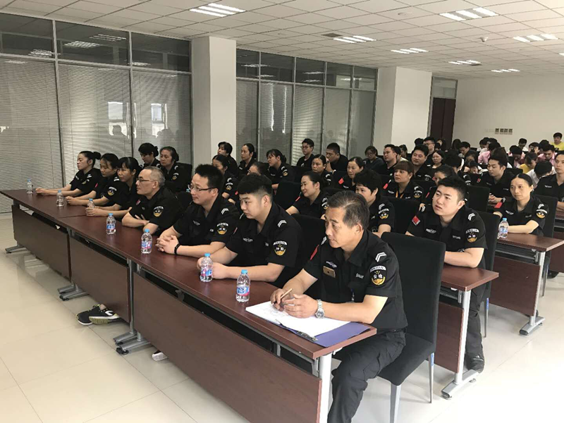 保安公司組織花橋軌道安檢員進行防恐專項培訓活動 (2)_副本.png