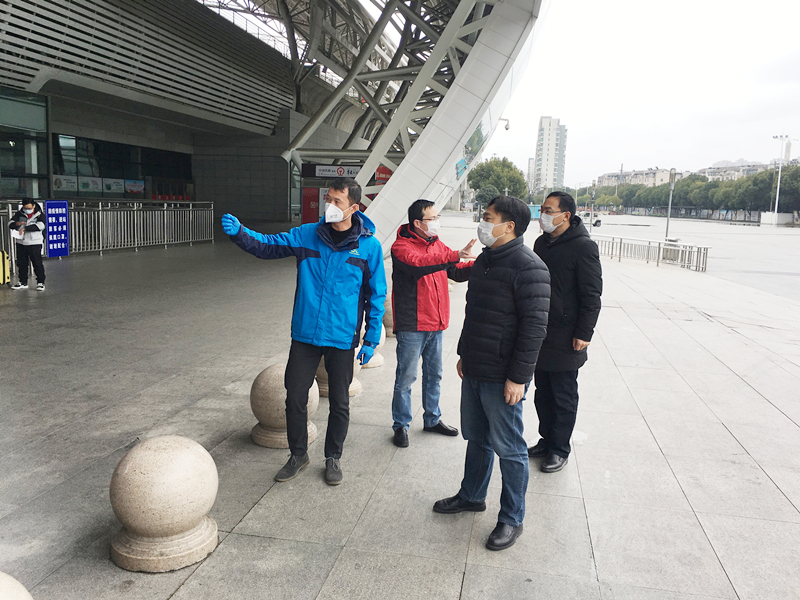 交發集團至保安公司開展防疫工作專項督查.jpg